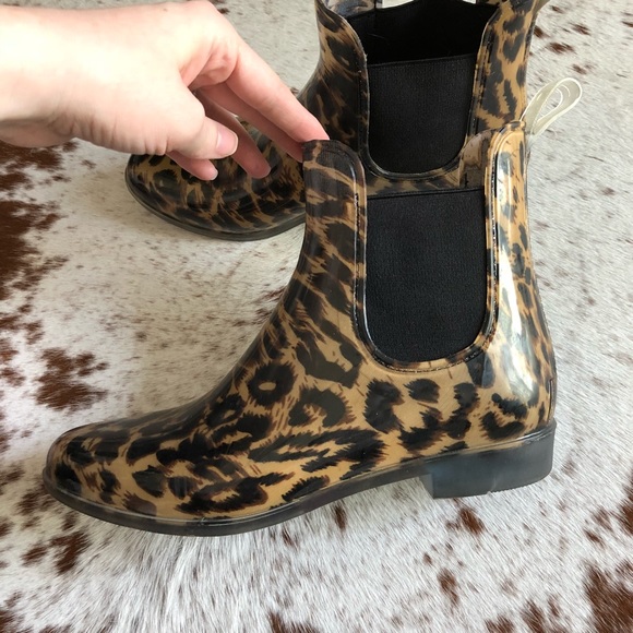 J Crew Chelsea leopard print rain boots 9 - Picture 4 of 6